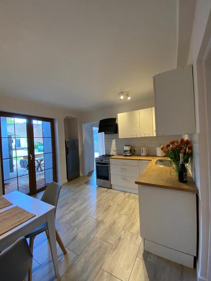 Zaciszne Domki Apartamenty Miedzyzdroje Luaran gambar