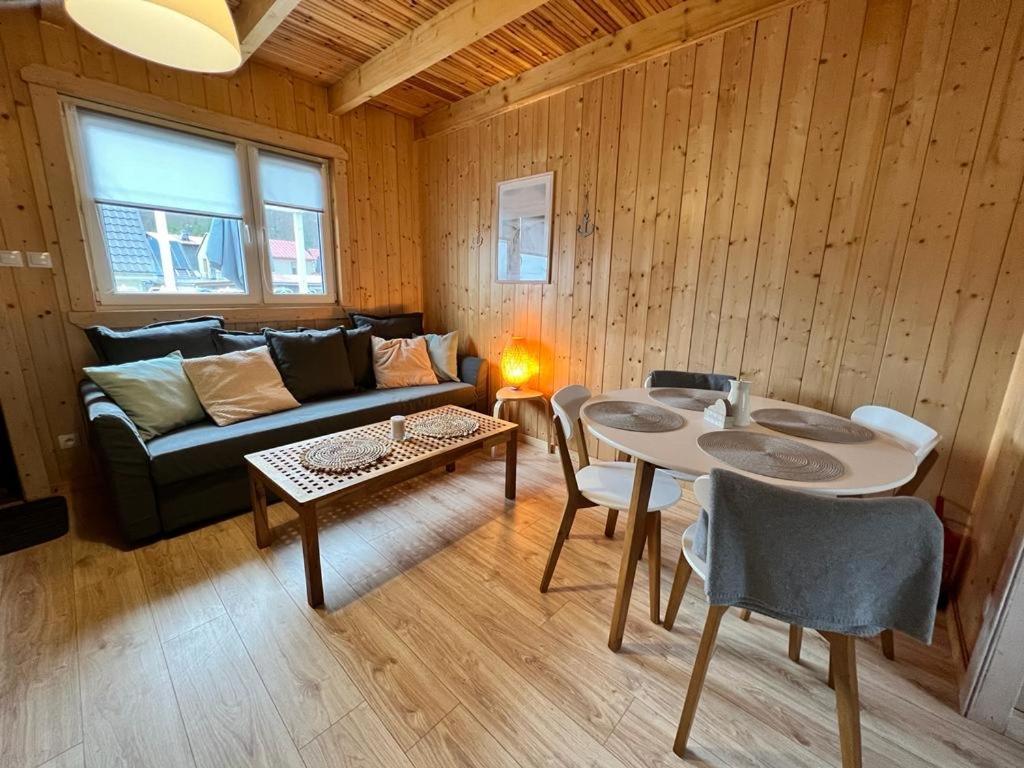 Zaciszne Domki Apartamenty Miedzyzdroje Luaran gambar